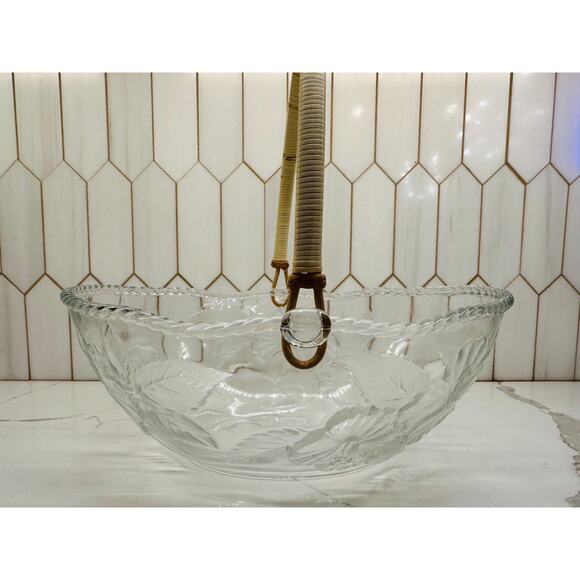 Vtge Italian Vetreria Etrusca Glass‎ Bowl | Raised Hibuscus | Bamboo Handle - Picture 5 of 5